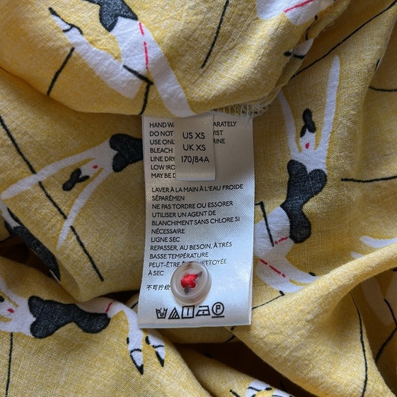 Anthropologie Emily Isabella Robina Blouse TRAPEZISTS Yellow Circus Top Sz XS - Picture 15 of 16